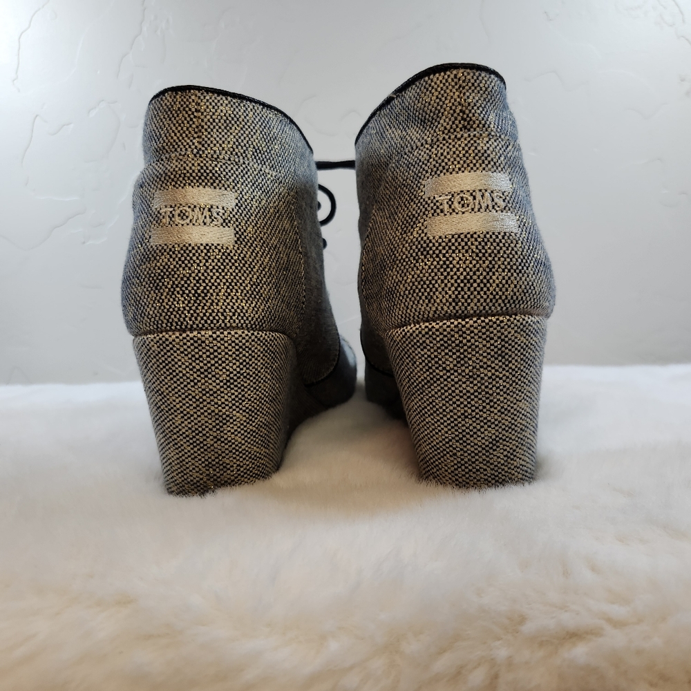 TOMS Desert Wedge | Size 9.5 | Linen Metallic Accents 3" Cork Heel - Picture 9 of 16